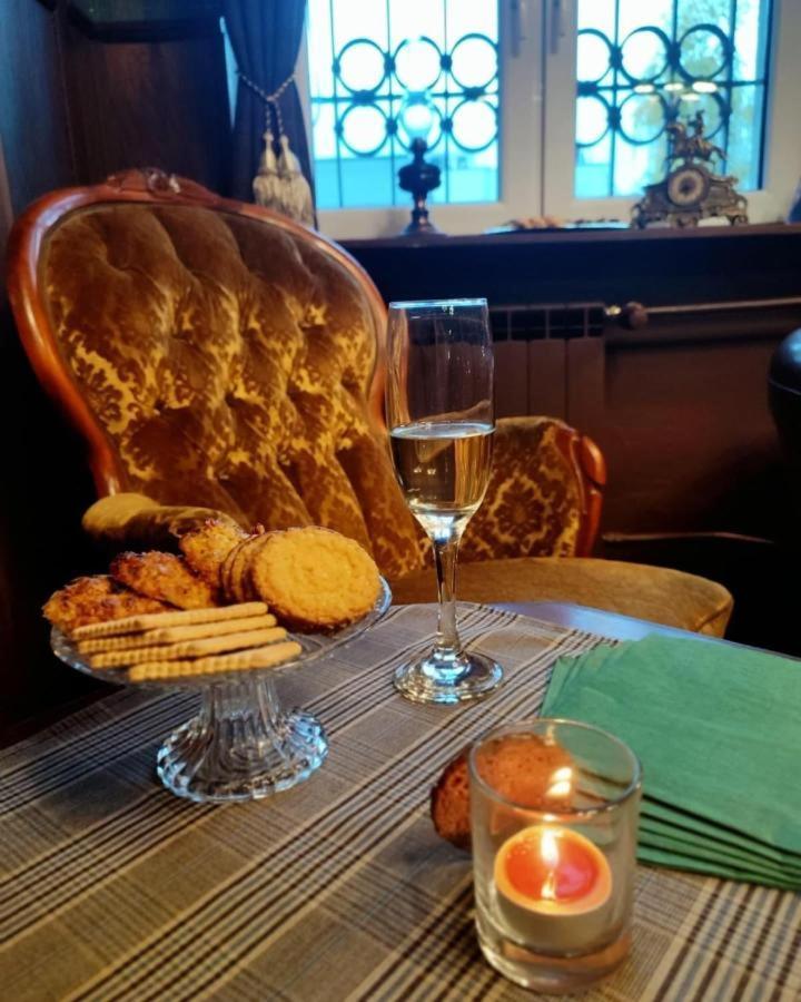 Night O'Clock Apart Premium Lejlighed Opole Eksteriør billede